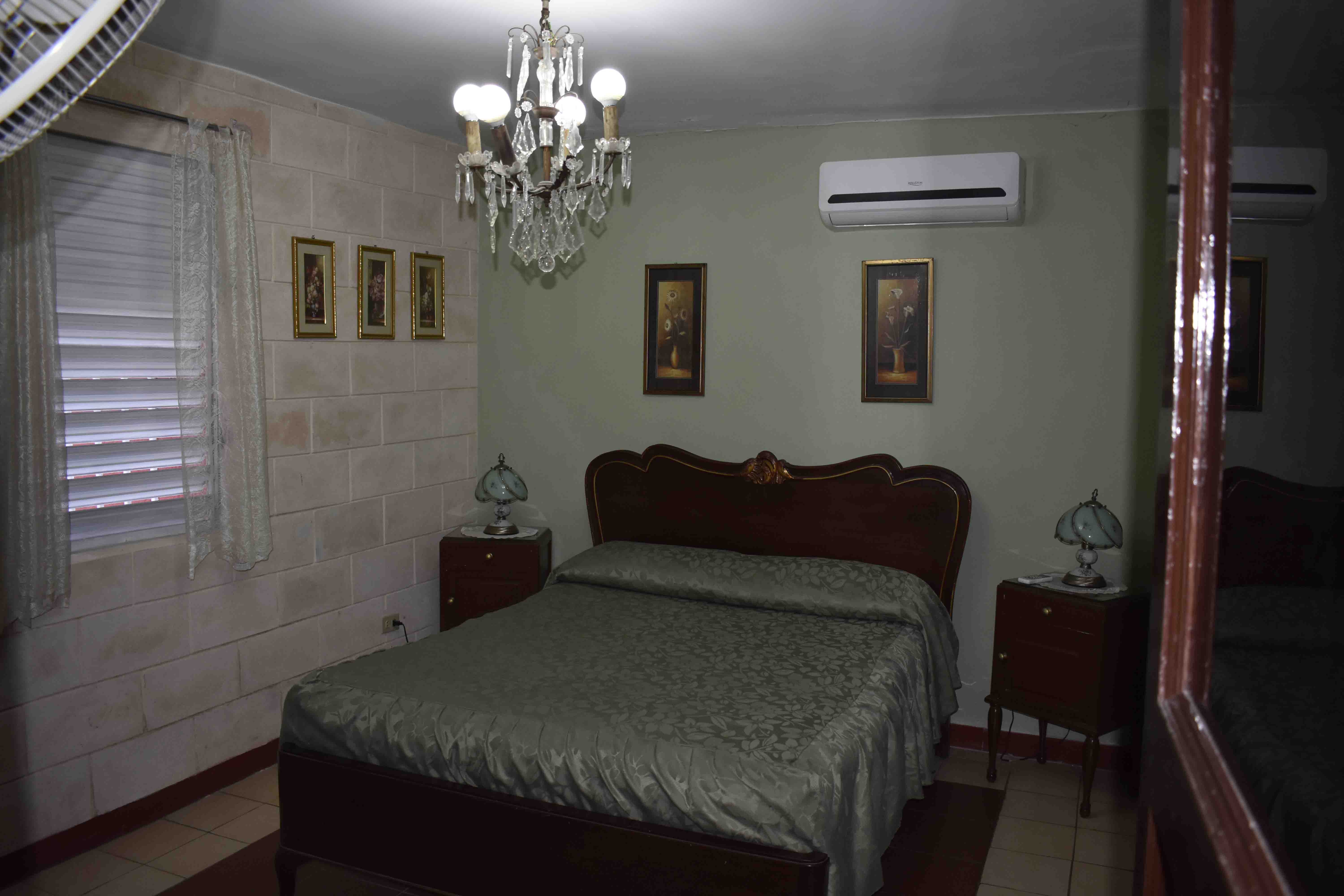 HAV509 – Room 2 Double room with private bathroom